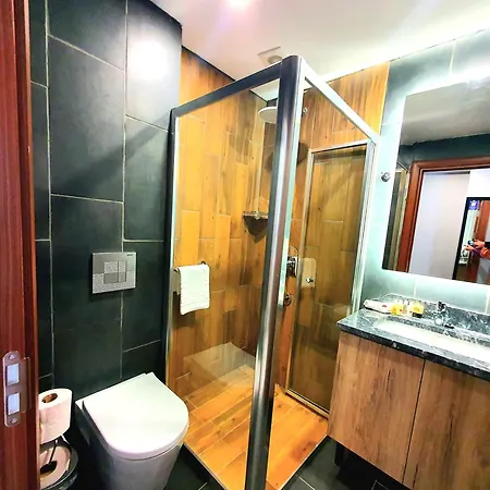 Center Maltepe 4*