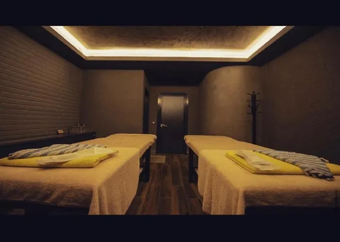 Center Maltepe Отель